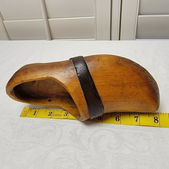 Vintage Child's Wooden Shoe/Clog - Unique and Rare - Super Cute - Picture 9 of 10